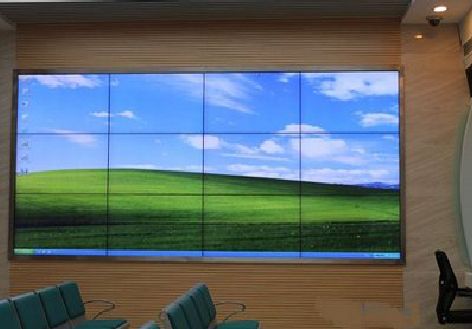 岑溪液晶拼接屏的另类用法。